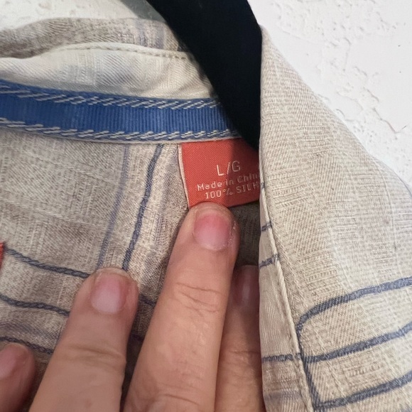 Shirt - Picture 4 of 7